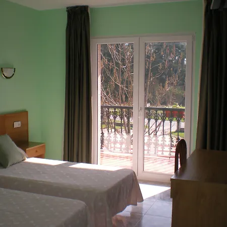 Vida Chamuinas Hotel