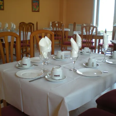 Vida Chamuinas Hotel 2*