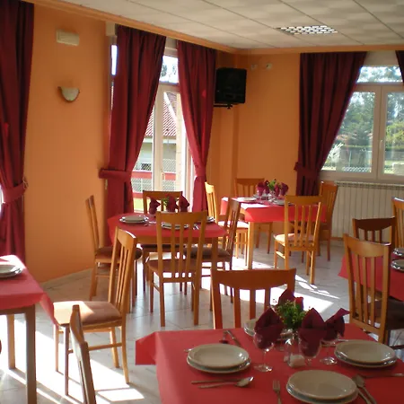 Vida Chamuinas Hotel 2*