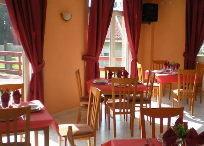 Vida Chamuinas ホテル