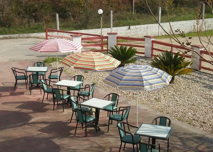 Vida Chamuinas Hotel