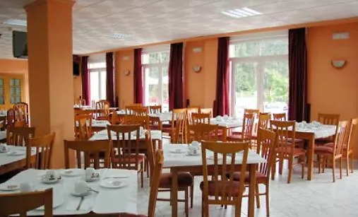 Vida Chamuinas Hotel